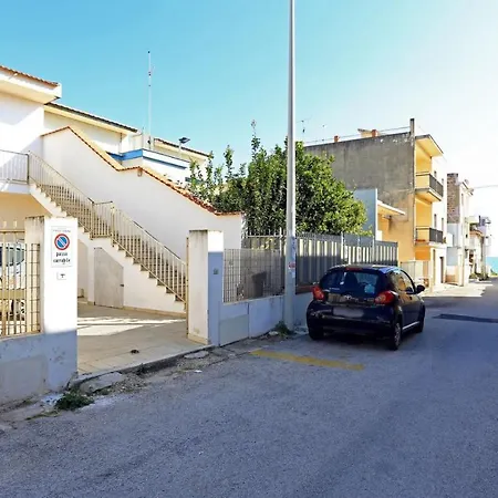 Lucilla Apartment *