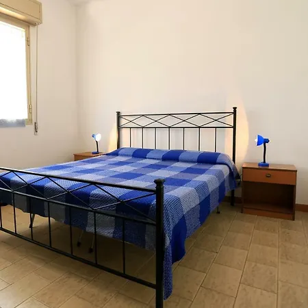Lucilla Apartment *